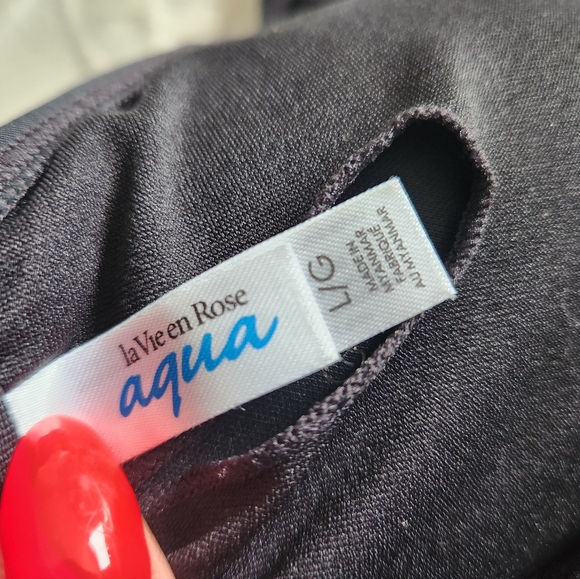 La Vie En Rose Black Wrap Bikini Top - Picture 2 of 3